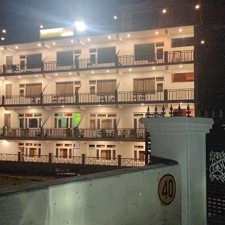 Hotel Sunshine 다람샬라 외부 사진