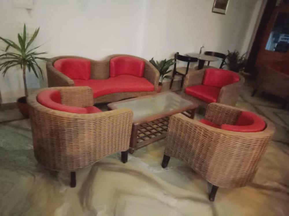 Hotel Sunshine 다람샬라 외부 사진